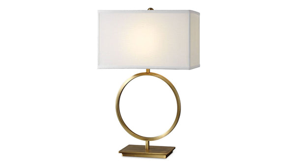 Lámpara de mesa Duara con base dorada y luz cálida – En stock | Gallery Furniture