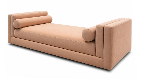Sofá Caprice Settee: un asiento compacto y elegante | Gallery Furniture Houston