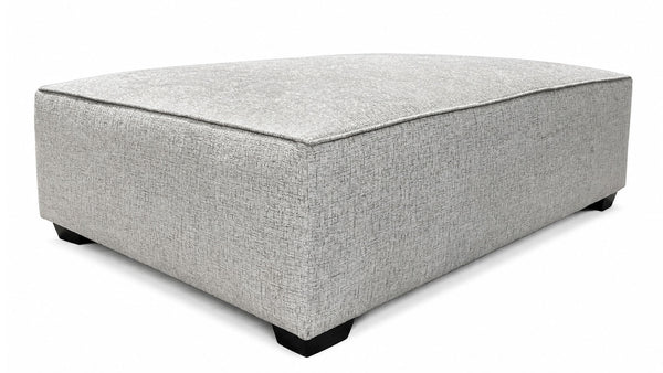 Otomana grande tapizada en color tiza | Fabricada en EE. UU. | Gallery Furniture