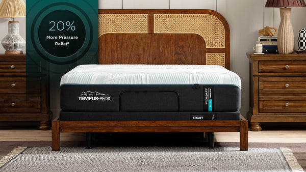 "Vista lateral del Colchón TEMPUR-ProAdapt 2.0 Medium mostrando su perfil de 12 pulgadas y su soporte de firmeza media"