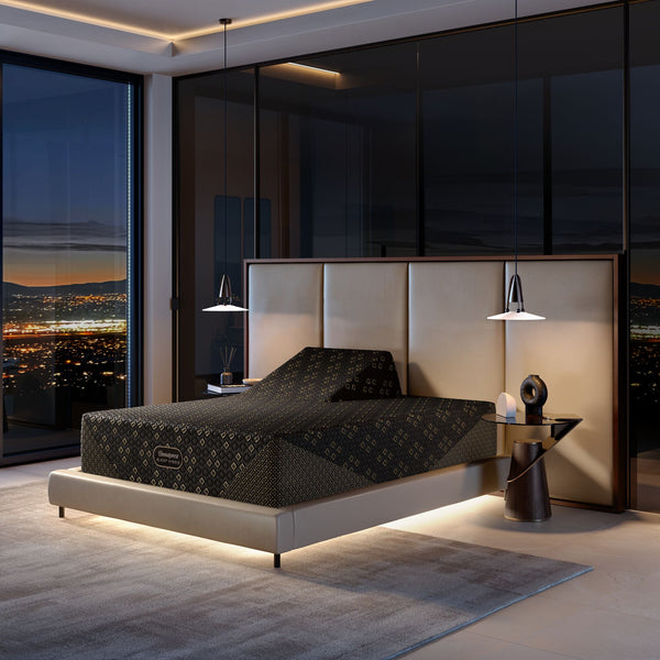Habitación moderna con cama y mesitas de noche, con vistas al paisaje urbano.