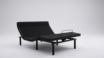 Cama ajustable negra sobre fondo blanco