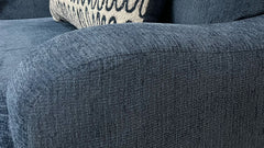 Sofá Suave Navy | Fabricado en EE. UU. | Gallery Furniture