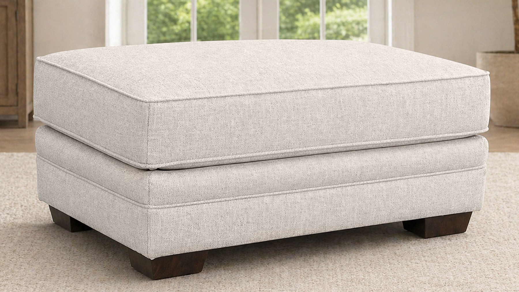 Otomana Grande Sand de Mayo | Sofá fabricado en EE. UU. | Gallery Furniture