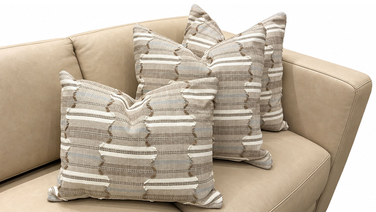 El Paso Ivory Leather Sofa | Gallery Furniture