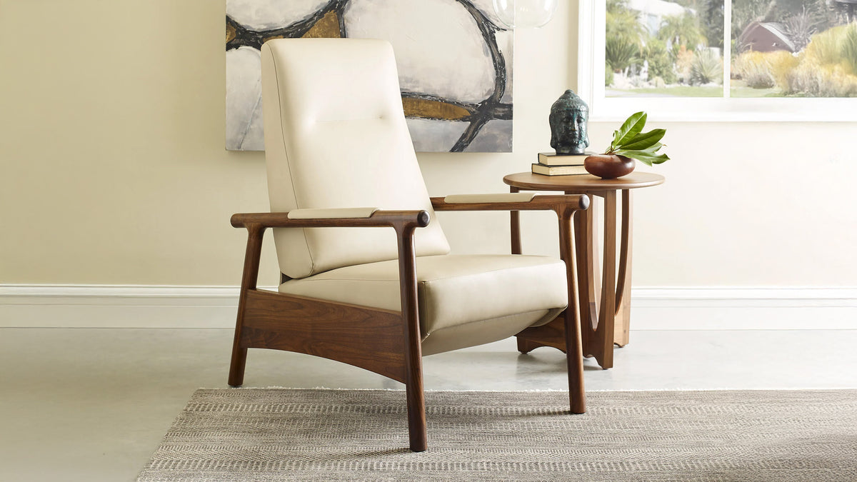 Stickley Walnut Grove Recliner | Morganton Leather Recliner | Gallery Furniture