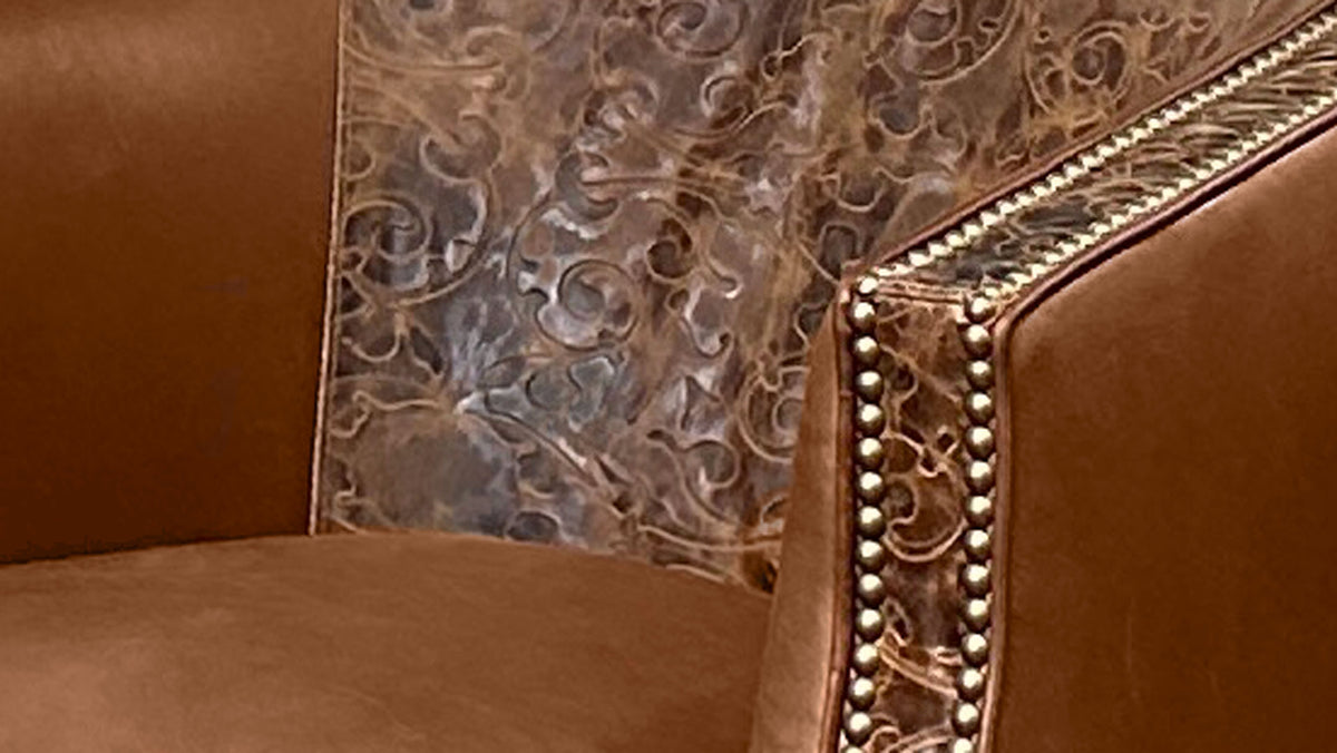 New Bob Timberlake 100% Leather Symphony Nutmeg Swivel Chair