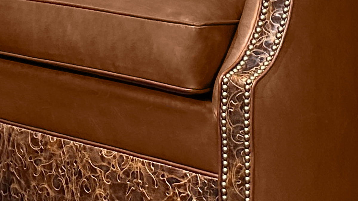 New Bob Timberlake 100% Leather Symphony Nutmeg Swivel Chair