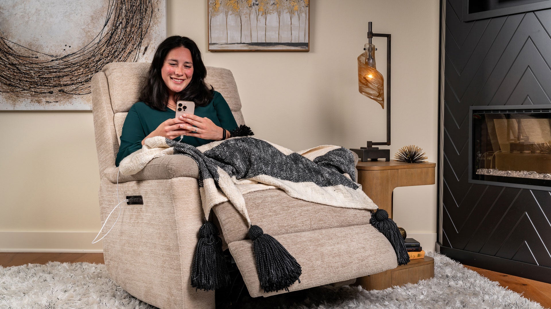 Sillón reclinable giratorio «Sophisticated Oat Power» de Perfect Match – Sillón tapizado para salón | Gallery Furniture