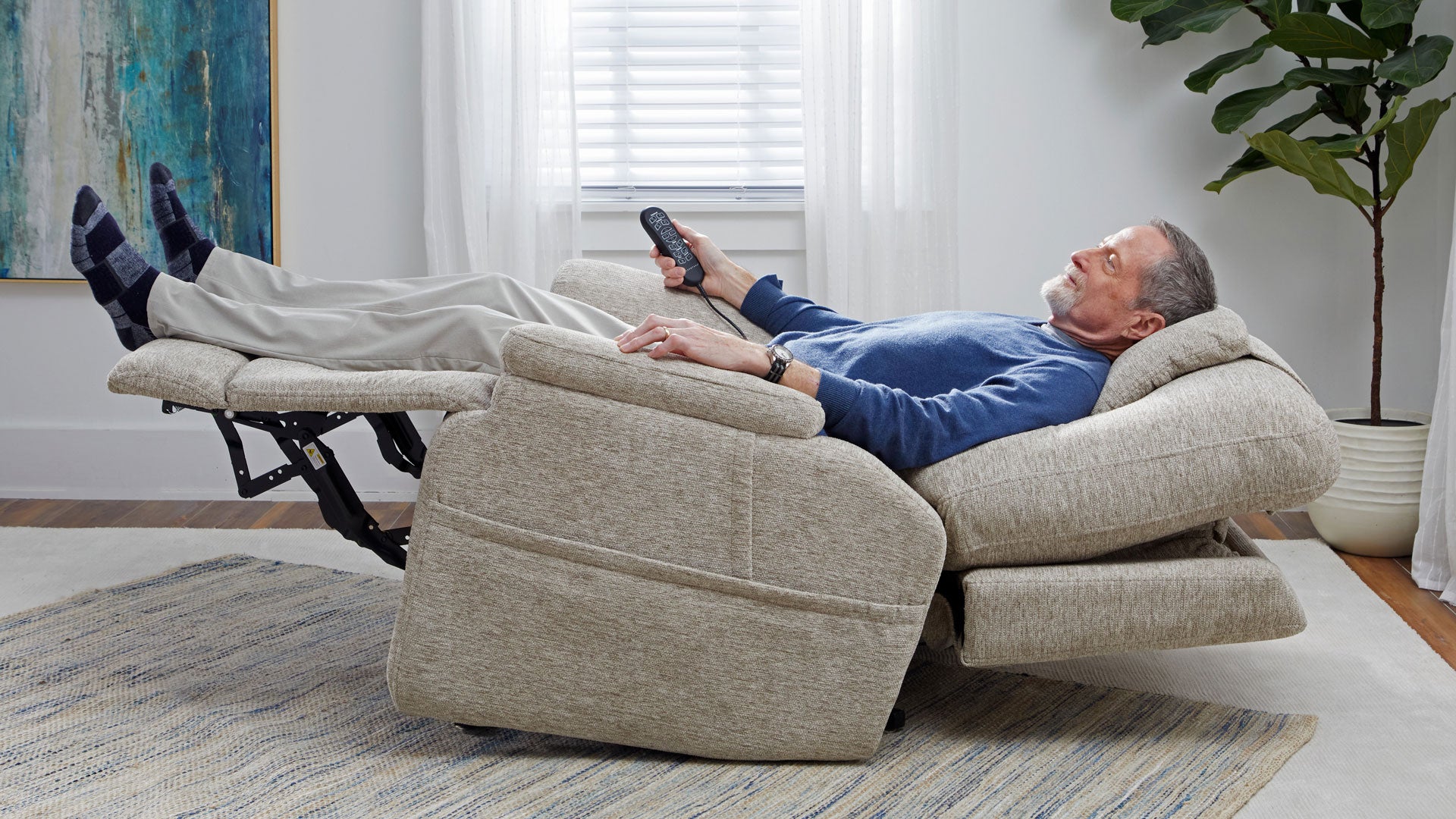 MacZcliner Light Tan P5 – Sillón reclinable eléctrico con función de elevación, calefacción y masaje | Sillón de descanso asistido