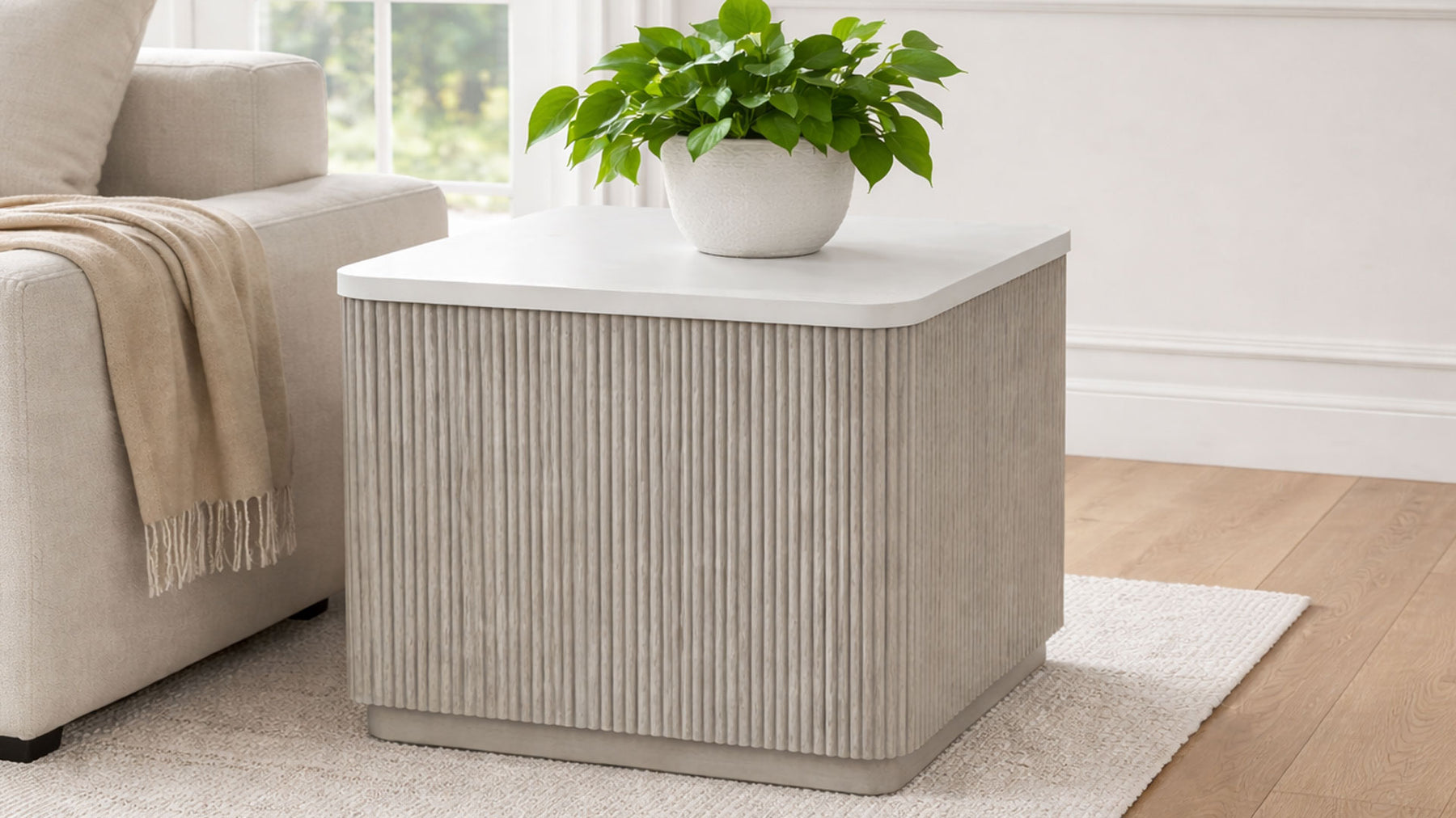 COLONANADE END TABLE