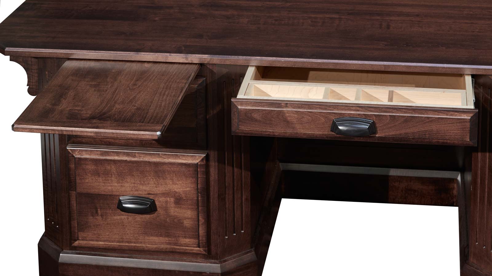 New Federalist Executive Desk