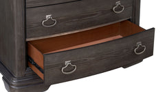 Caroline Chest