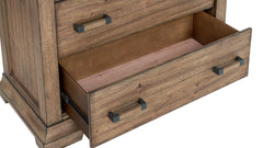 Vermont Chest