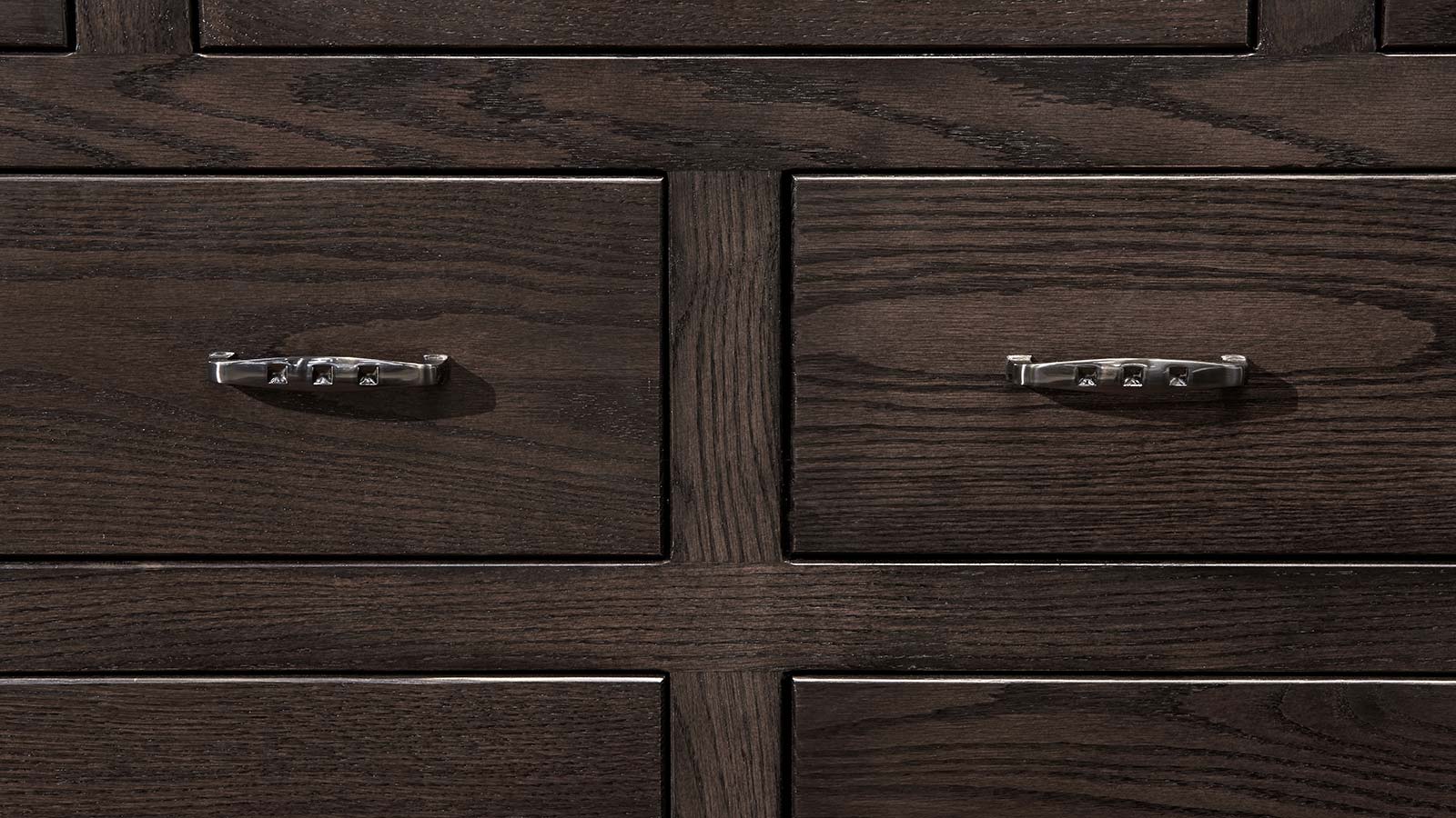 Tyler Solid Oak Wood Modern 9 Drawer Dresser w/Mirror