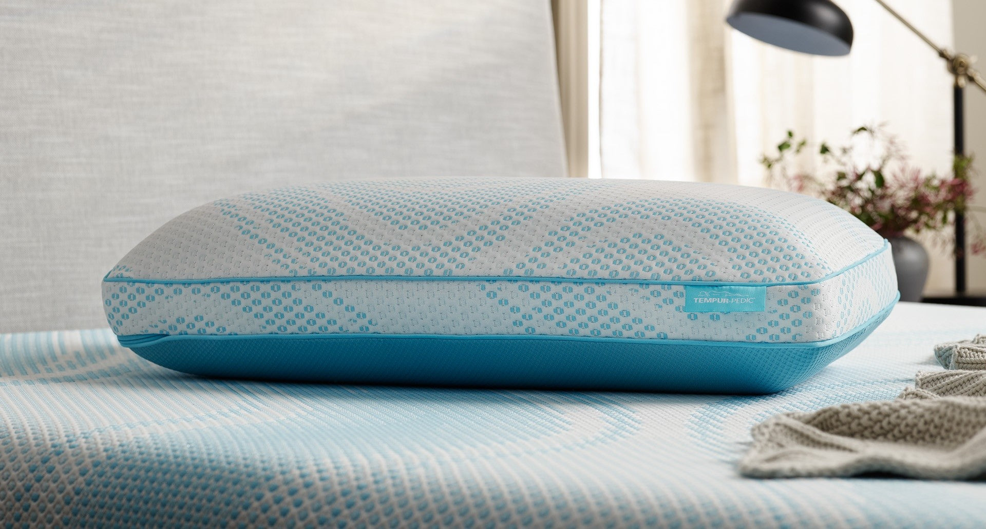 King Breeze Pro-Hi Pillow