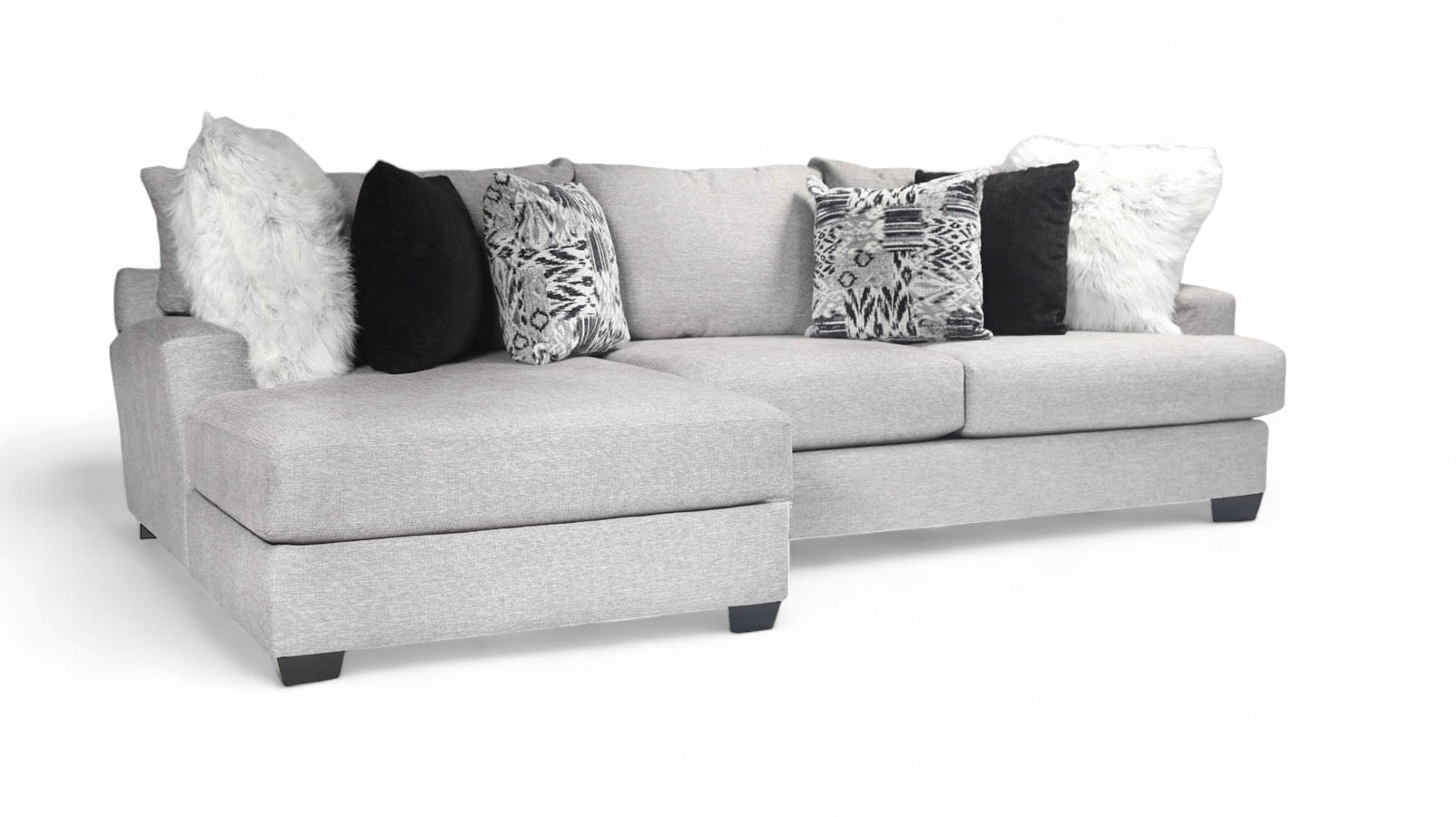 Avenger Dolphin 2 Pc Left Arm Facing Chaise Chofa