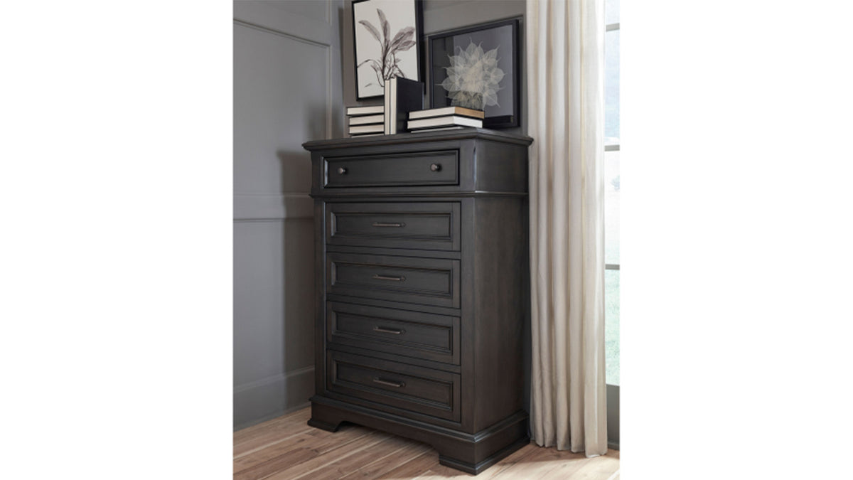 Townsend Chest